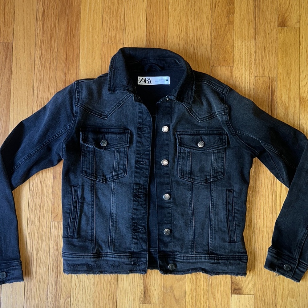 Zara Black Fitted Denim Jacket